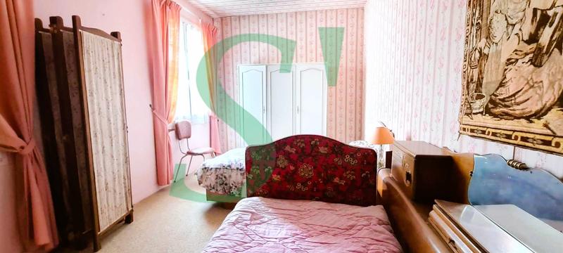 Maison - 216 m² - 10 pièces