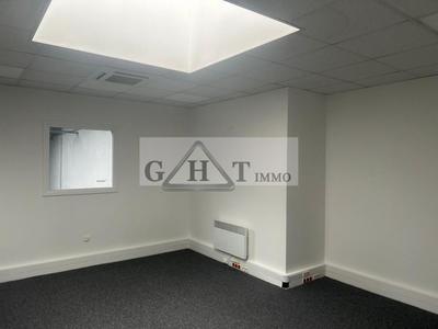 Bureau - 250 m²