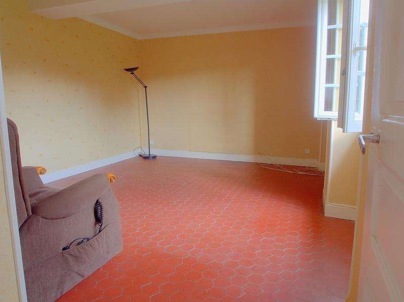 Maison - 169 m² - 10 pièces