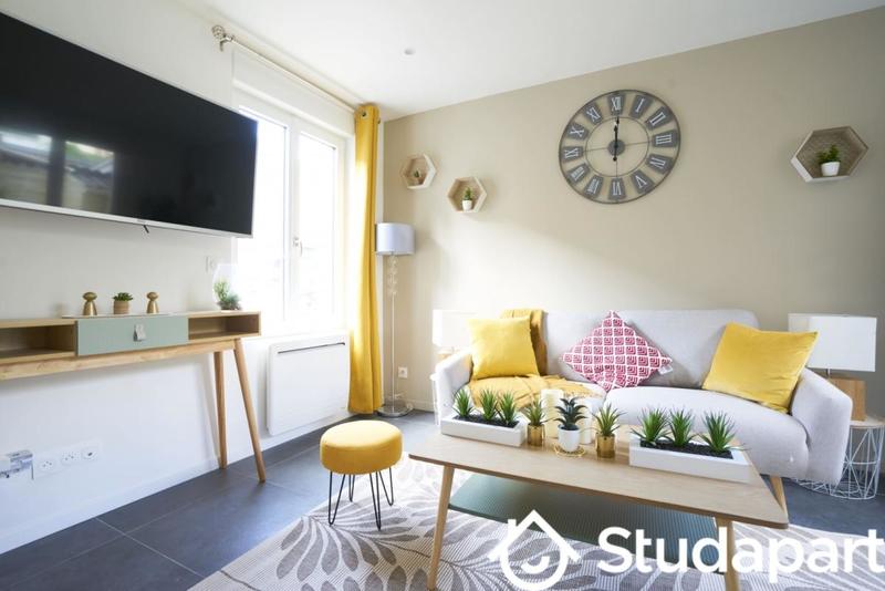 Chambre - 12 m² - 1 pièce