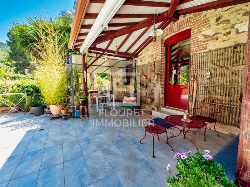 Mas - 270 m² - 10 pièces