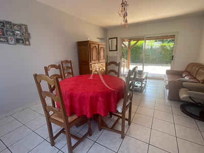 Maison - 91 m² - 6 pièces