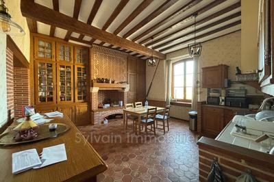 Maison - 203 m² - 6 pièces