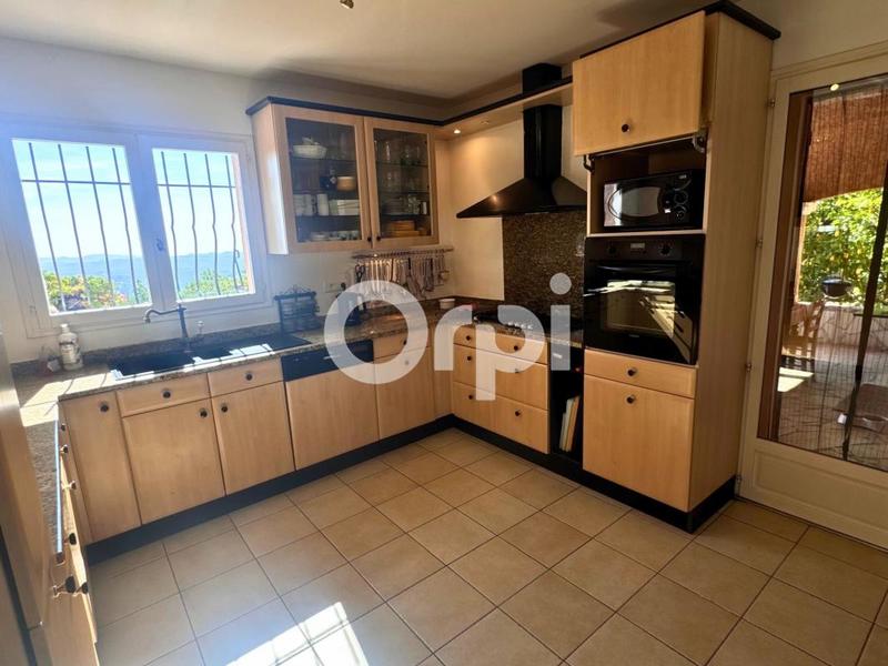 Villa - 167 m² - 5 pièces