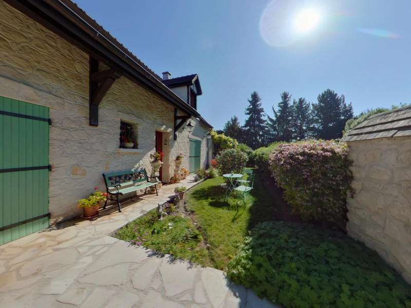 Maison - 150 m² - 5 pièces