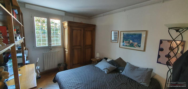 Maison - 218 m² - 6 pièces