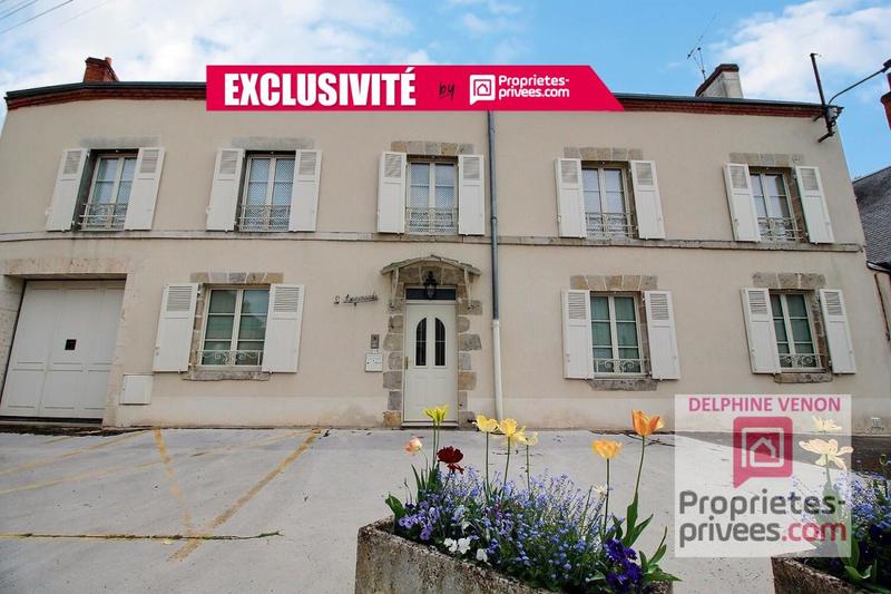 Propriété - 256 m² - 8 pièces