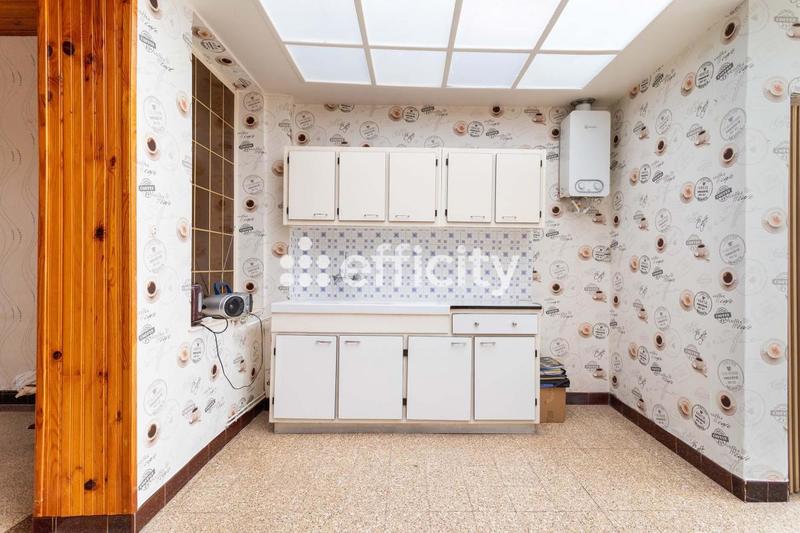 Maison - 95 m² - 5 pièces