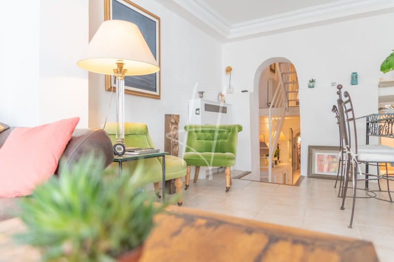 Maison traditionnelle - 137 m² - 6 pièces