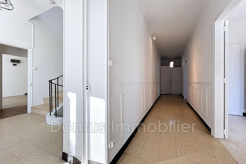 Maison - 283 m² - 11 pièces