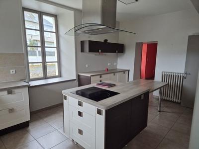 Maison - 123 m² - 4 pièces