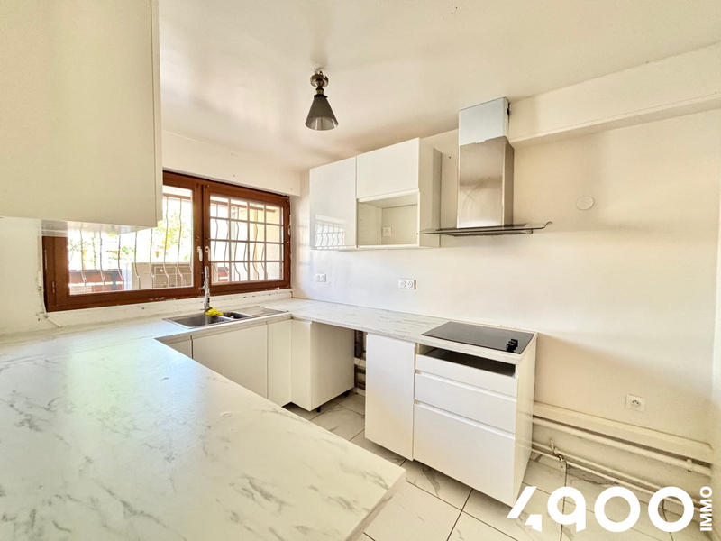 Maison - 88 m² - 5 pièces