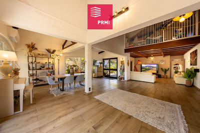 Maison - 257 m² - 7 pièces