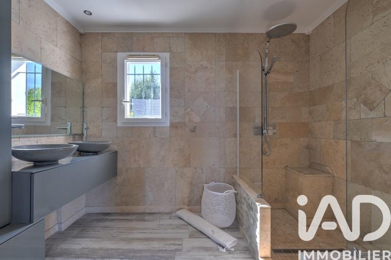 Maison de maîtres - 225 m² - 6 pièces