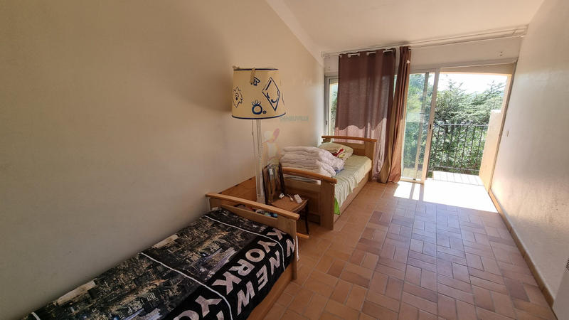 Maison - 80 m² - 5 pièces