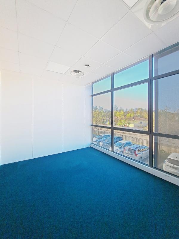Bureau - 149 m²