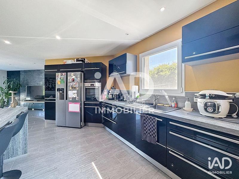 Maison - 182 m² - 5 pièces