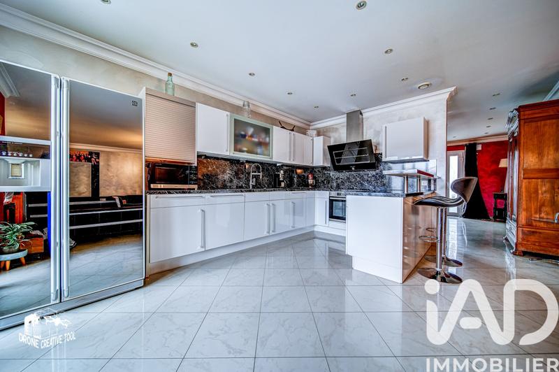 Maison - 149 m² - 6 pièces