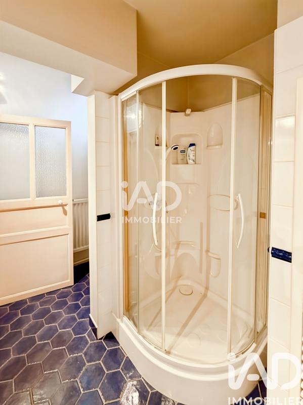 Maison de ville - 295 m² - 9 pièces