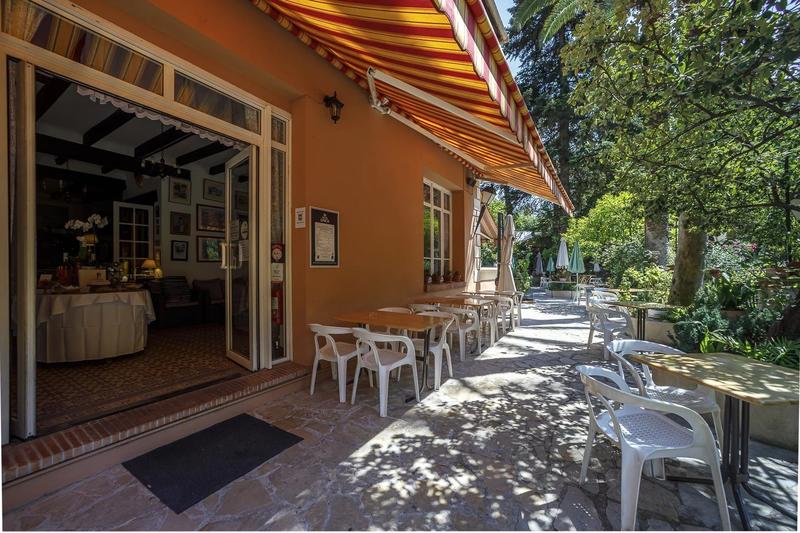 Maison - 500 m² - 20 pièces