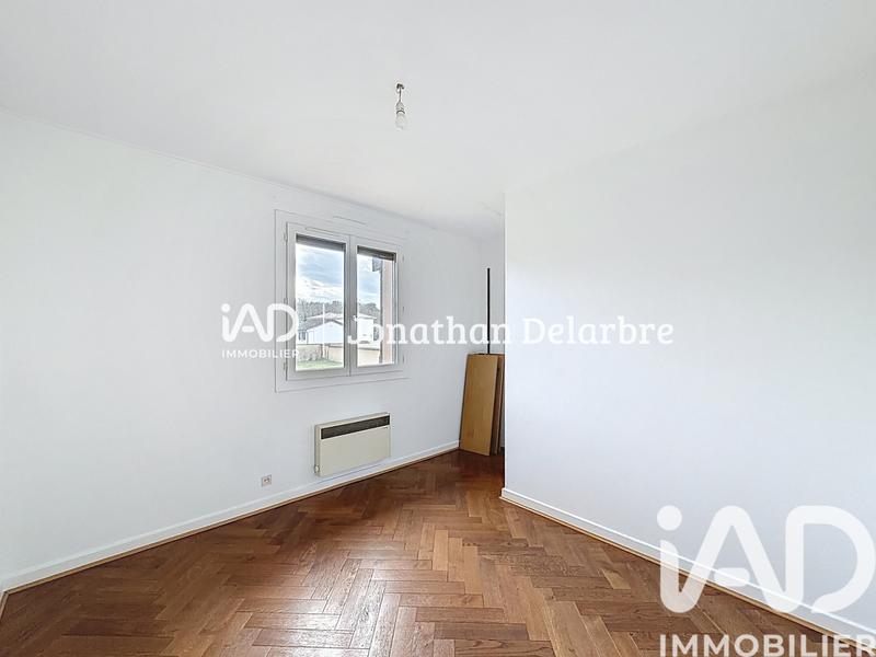 Maison - 220 m² - 8 pièces