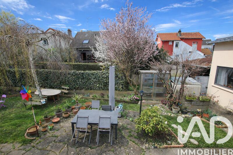 Maison - 91 m² - 4 pièces