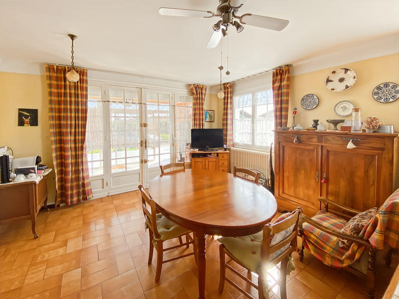 Maison - 192 m² - 6 pièces