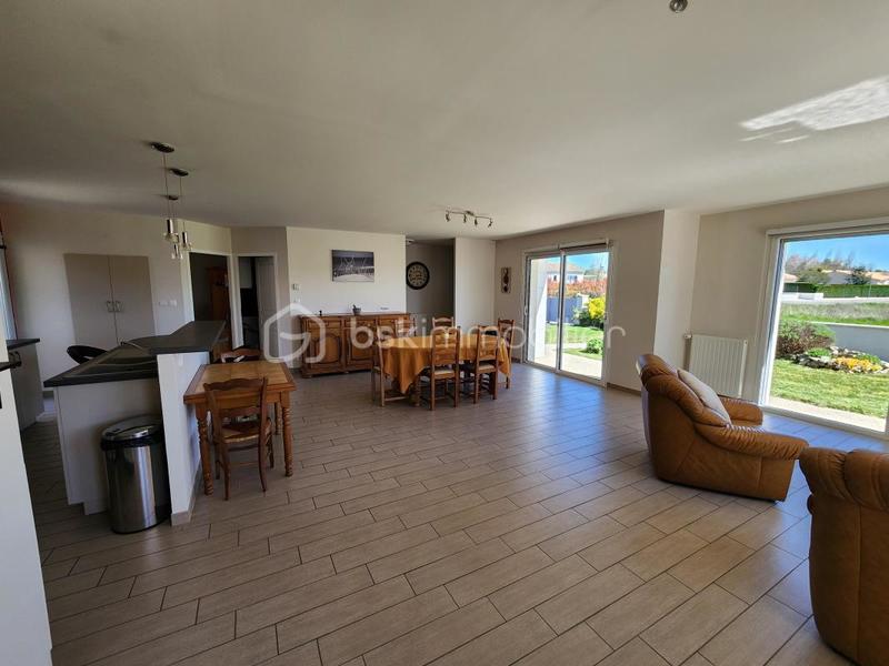 Maison traditionnelle - 146 m² - 5 pièces