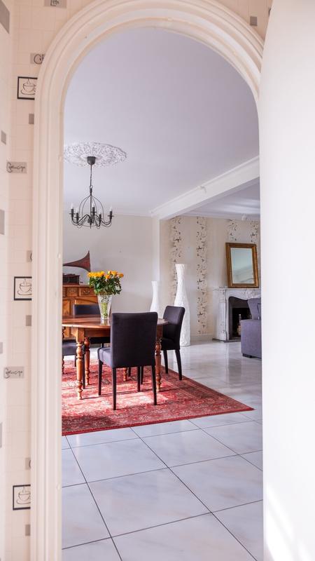 Maison en pierre - 266 m² - 12 pièces