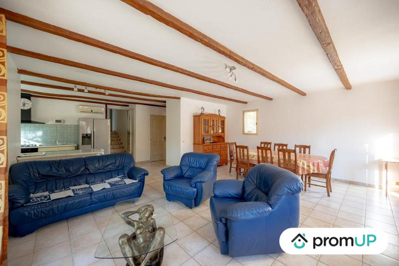 Villa - 222 m² - 7 pièces