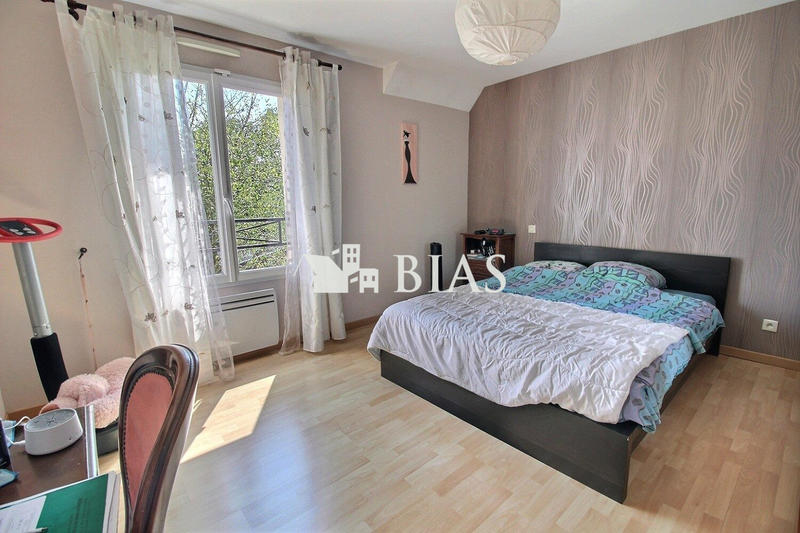 Maison - 129 m² - 6 pièces