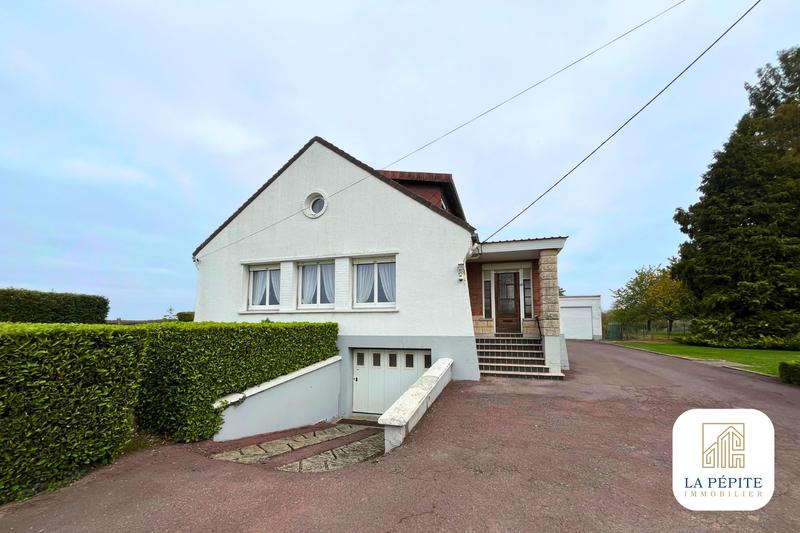 Maison - 147 m² - 9 pièces