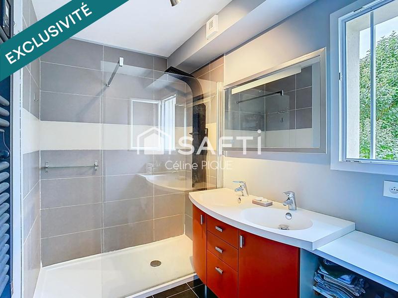 Maison - 137 m² - 7 pièces