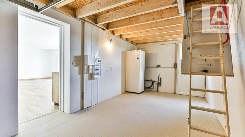 Maison - 80 m² - 4 pièces