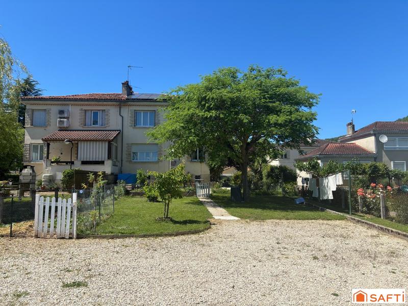 Maison - 105 m² - 4 pièces