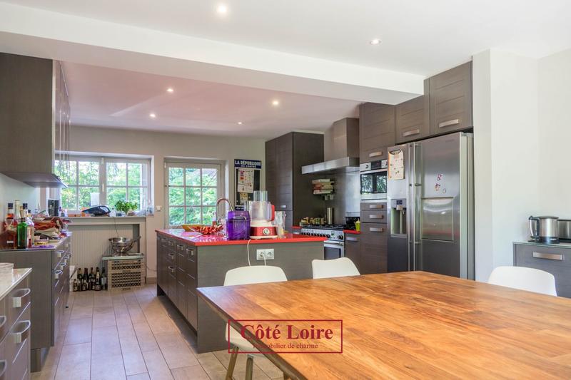 Maison ancienne - 287 m² - 8 pièces