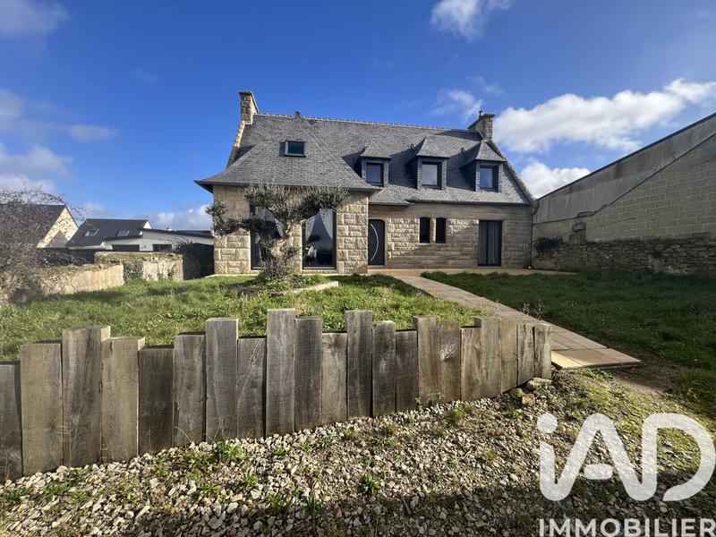 Maison - 174 m² - 5 pièces