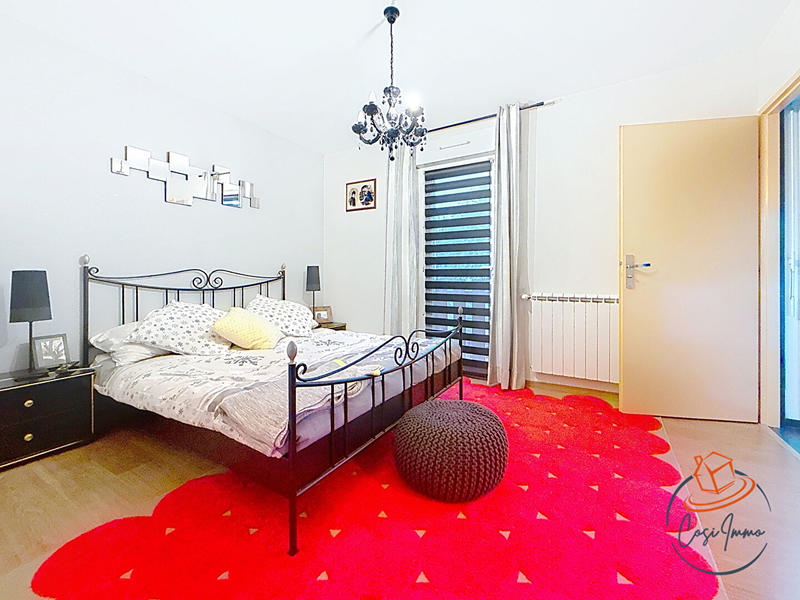 Maison - 195 m² - 6 pièces