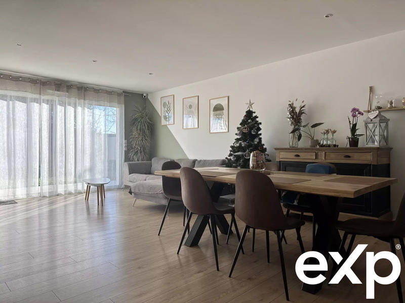 Maison - 83 m² - 4 pièces