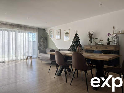 Maison - 83 m² - 4 pièces