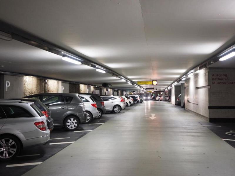 Parking / Garage - 14 m²