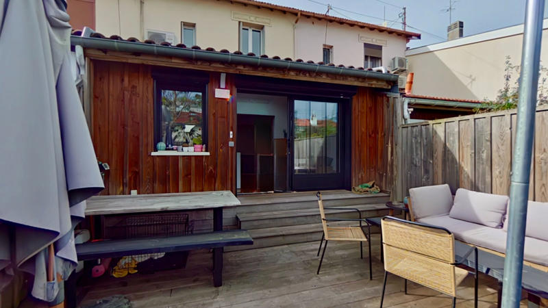 Maison - 95 m² - 4 pièces