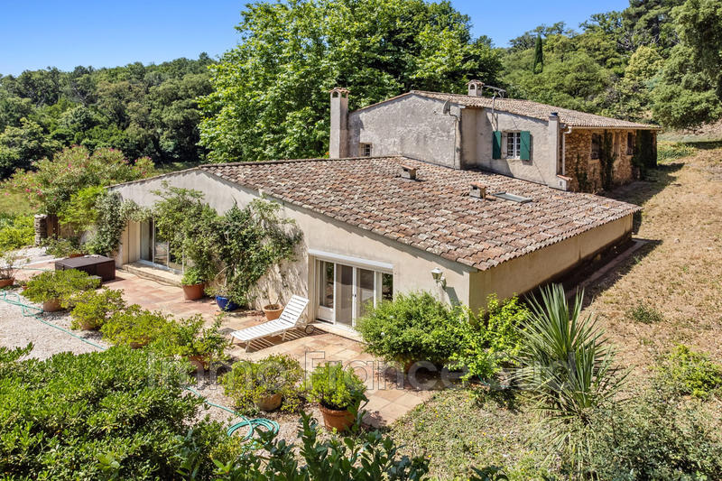 Bergerie - 228 m² - 9 pièces