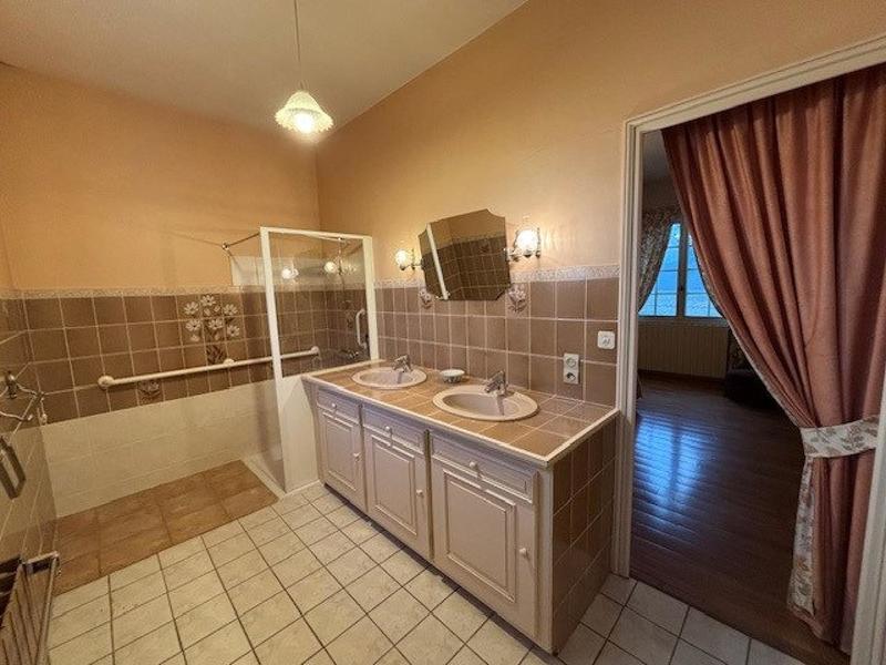 Maison - 165 m² - 6 pièces