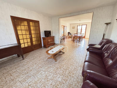 Maison traditionnelle - 156 m² - 6 pièces