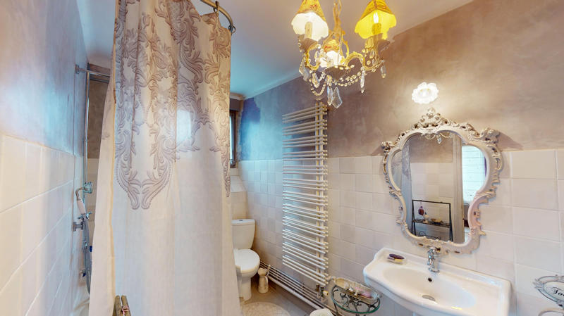 Propriété - 279 m² - 10 pièces