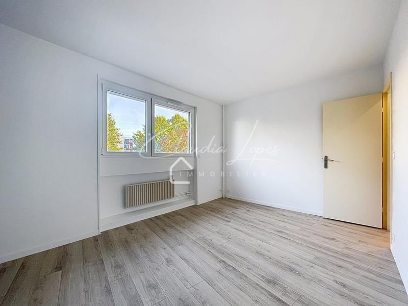 Appartement - 106 m² - 5 pièces