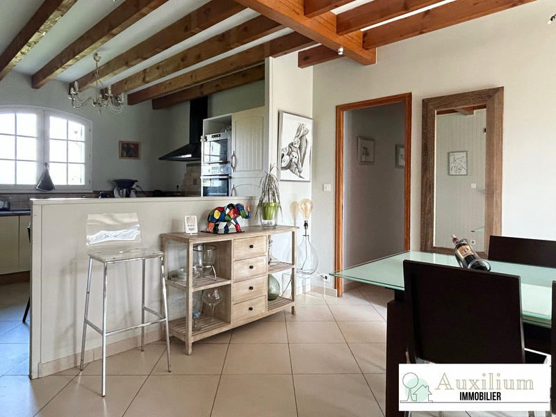 Maison traditionnelle - 146 m² - 6 pièces