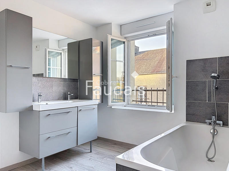 Maison - 119 m² - 6 pièces