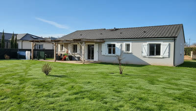 Maison - 110 m² - 5 pièces